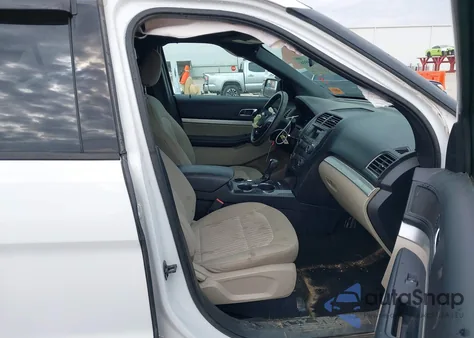 2018 Ford Explorer z USA, uszkodzony, nr VIN 1FM5K7B88JGB78223